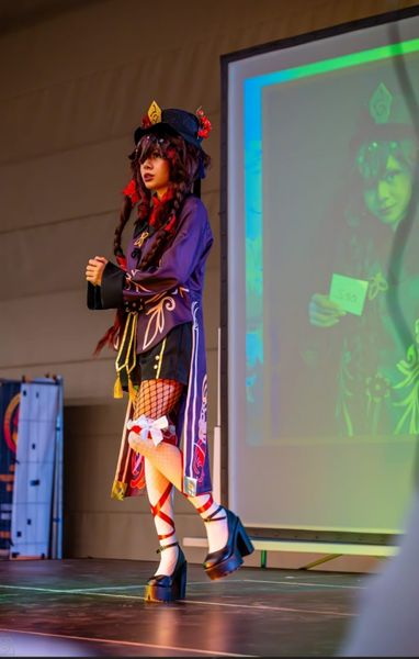 Moondrop_cosplay - Hu Tao (GeekLegends)