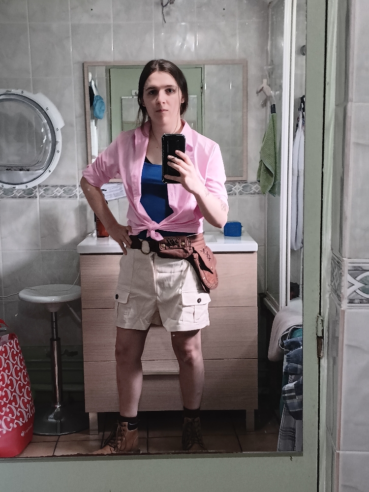 Ellie Sattler - Photo 1