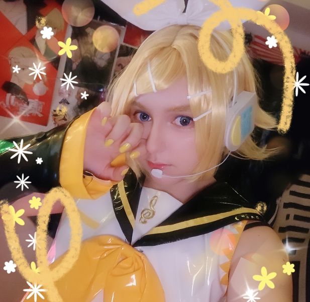Hana__cosplay - Kagamine Rin 