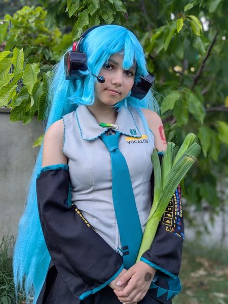 Lux.yy_ - Hatsune Miku 6/25