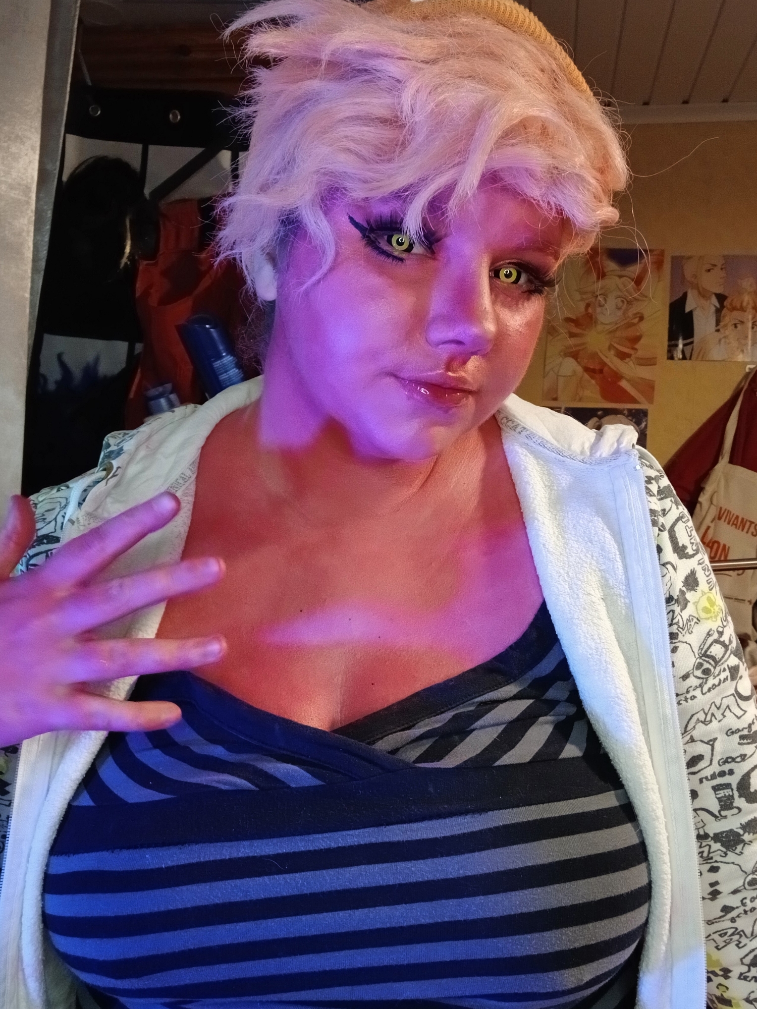 Mina ashido casual — photo 13