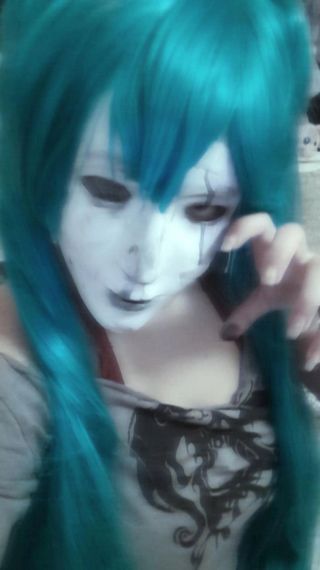 Sally miku - Photo 2