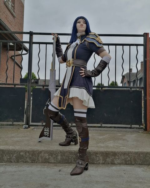_eren_des_neiges_ - Caitlyn Arcane