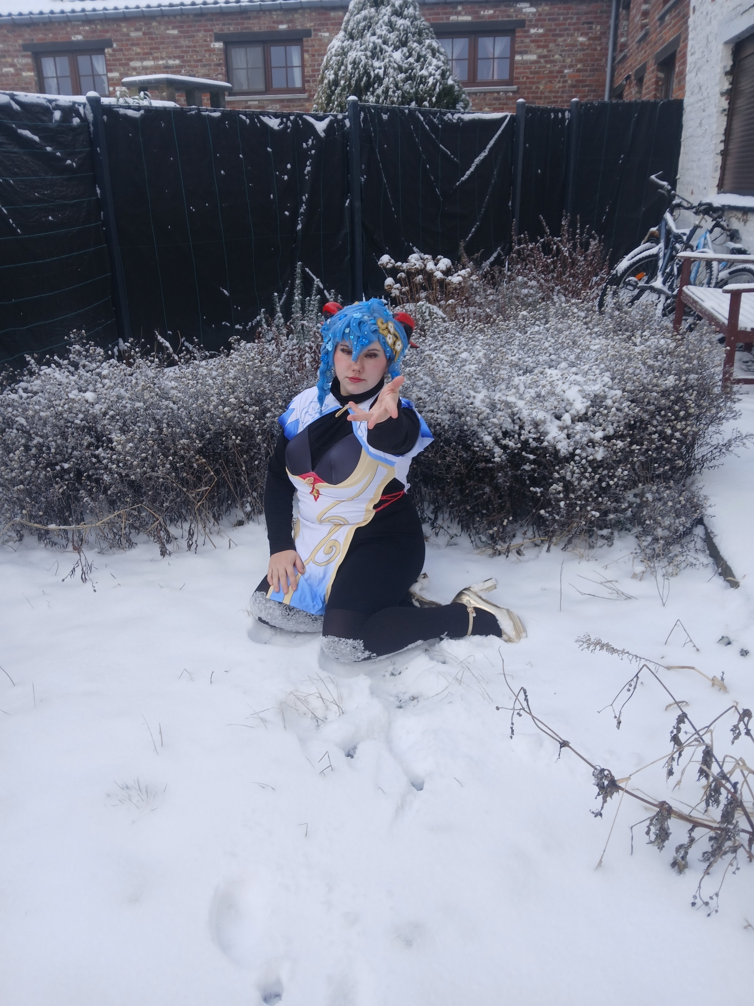 Ganyu in snow — photo 14