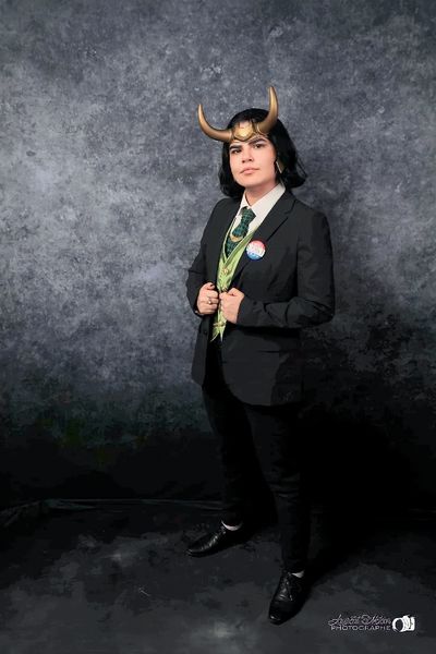 Petit_ornithorynque_ - President Loki