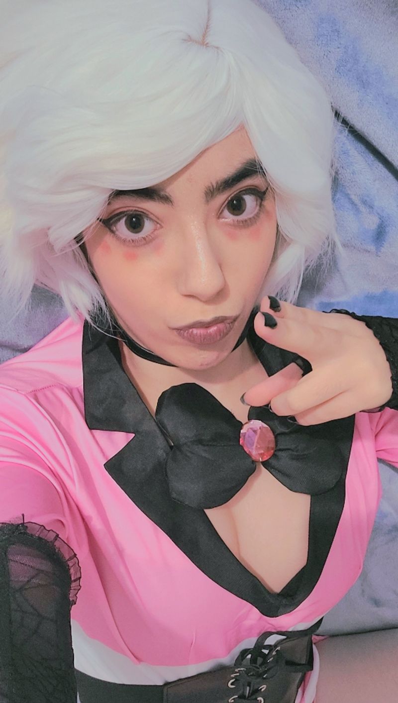 Lowa – v1 Angel Dust