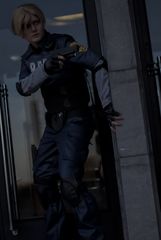 Leon S. Kennedy Re2 preview 3