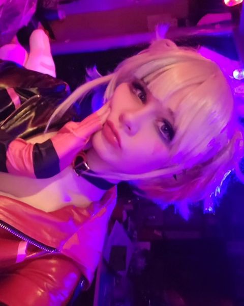 Mae__cosplay - Harley Quinn Isekai