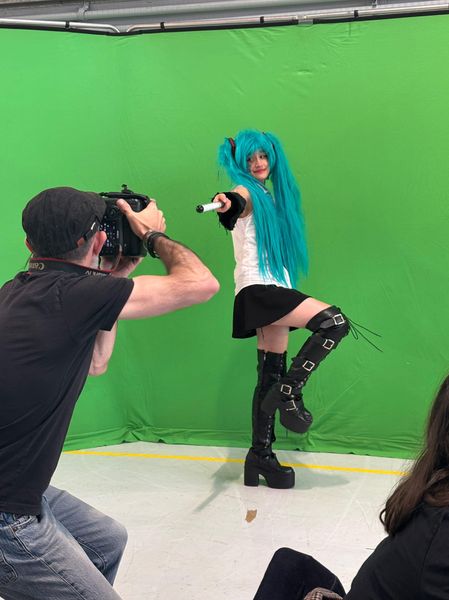 ._dash_.cos, Miku