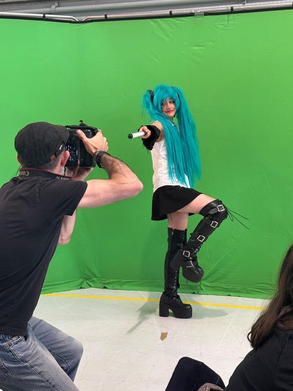 ._dash_.cos, Miku