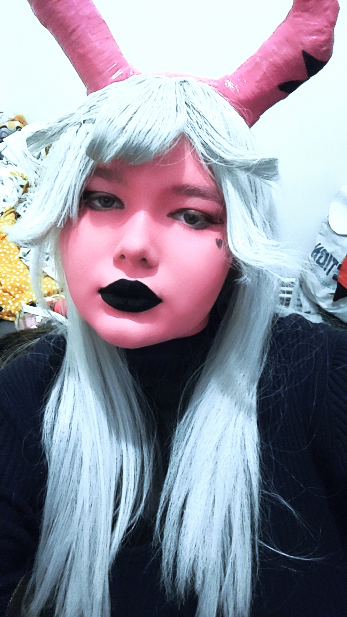 Verosika Mayday - Photo 10