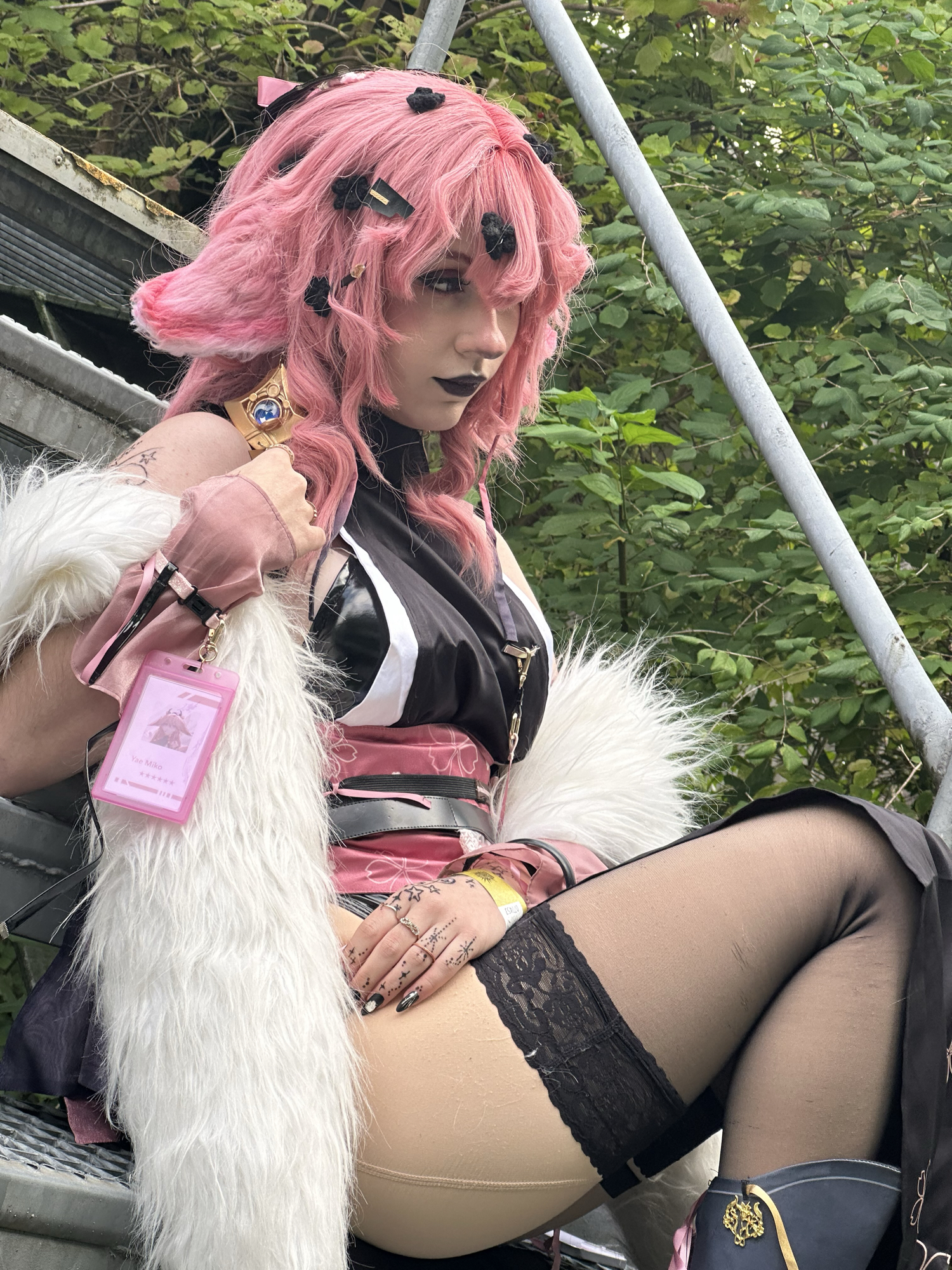 Yae Miko operator - Photo 10