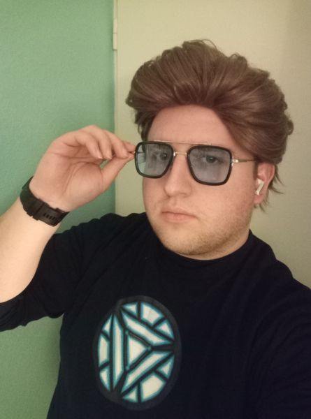 Bigbro - Tony Stark 