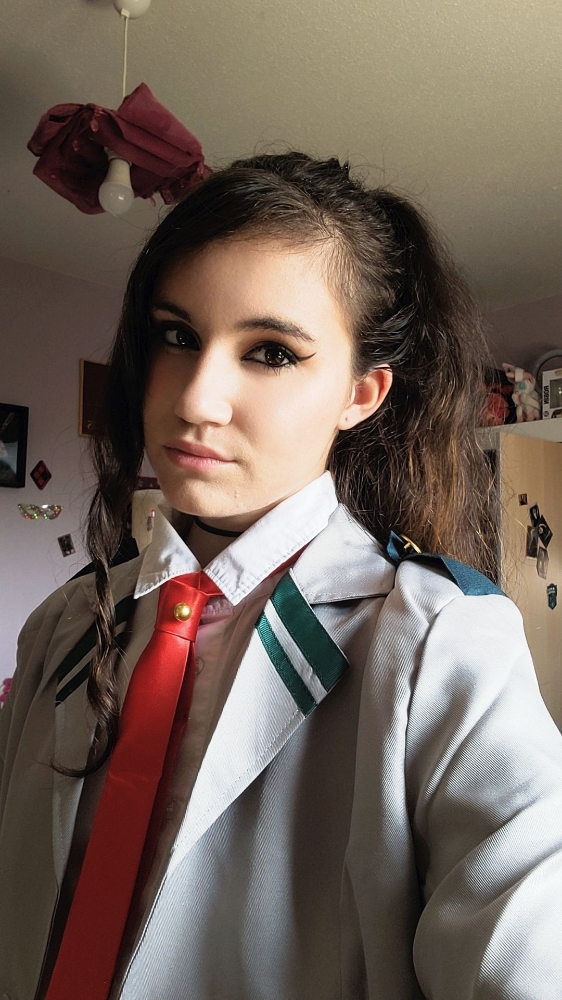 Momo Yaoyorozu  - Photo 3