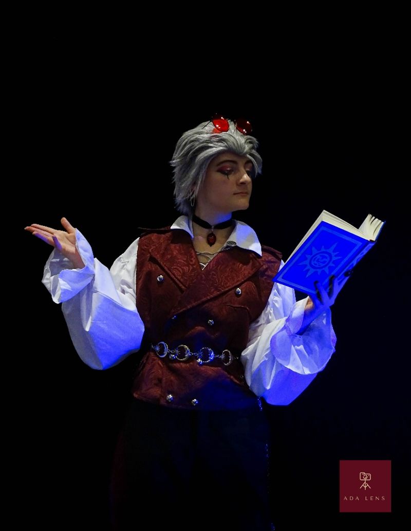 Haku.cosplay – Stolas (human)