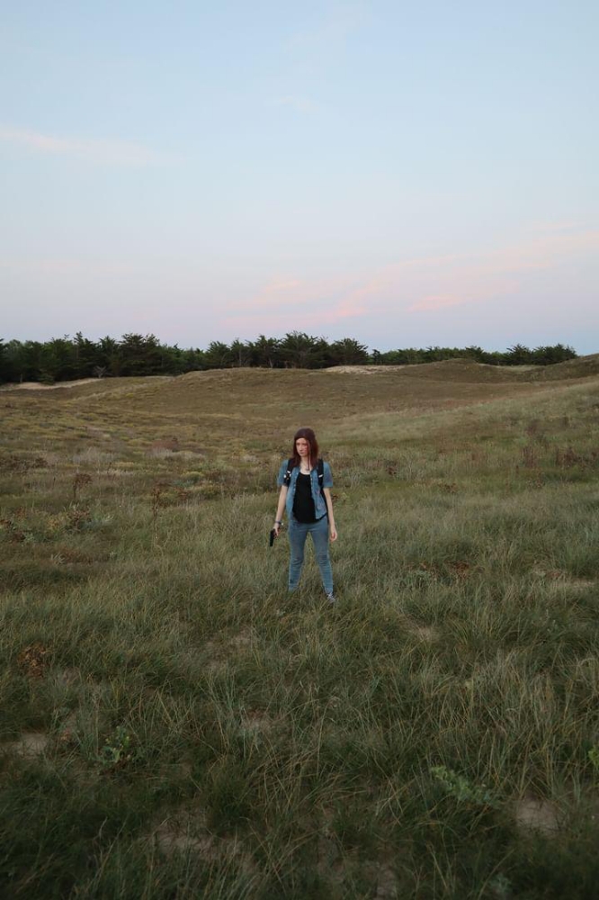 Ellie TLOU2 forest — photo 15