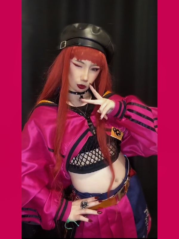 June.stary – Anne Faulkner 💋