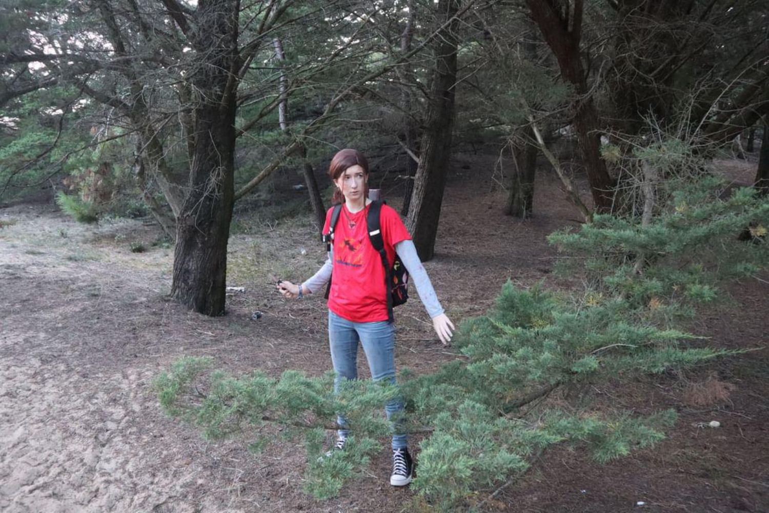 Ellie TLOU forest - Photo 3