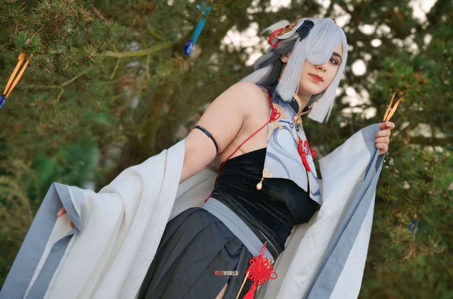 Moon_.___ - Shenhe hanfu uwowo