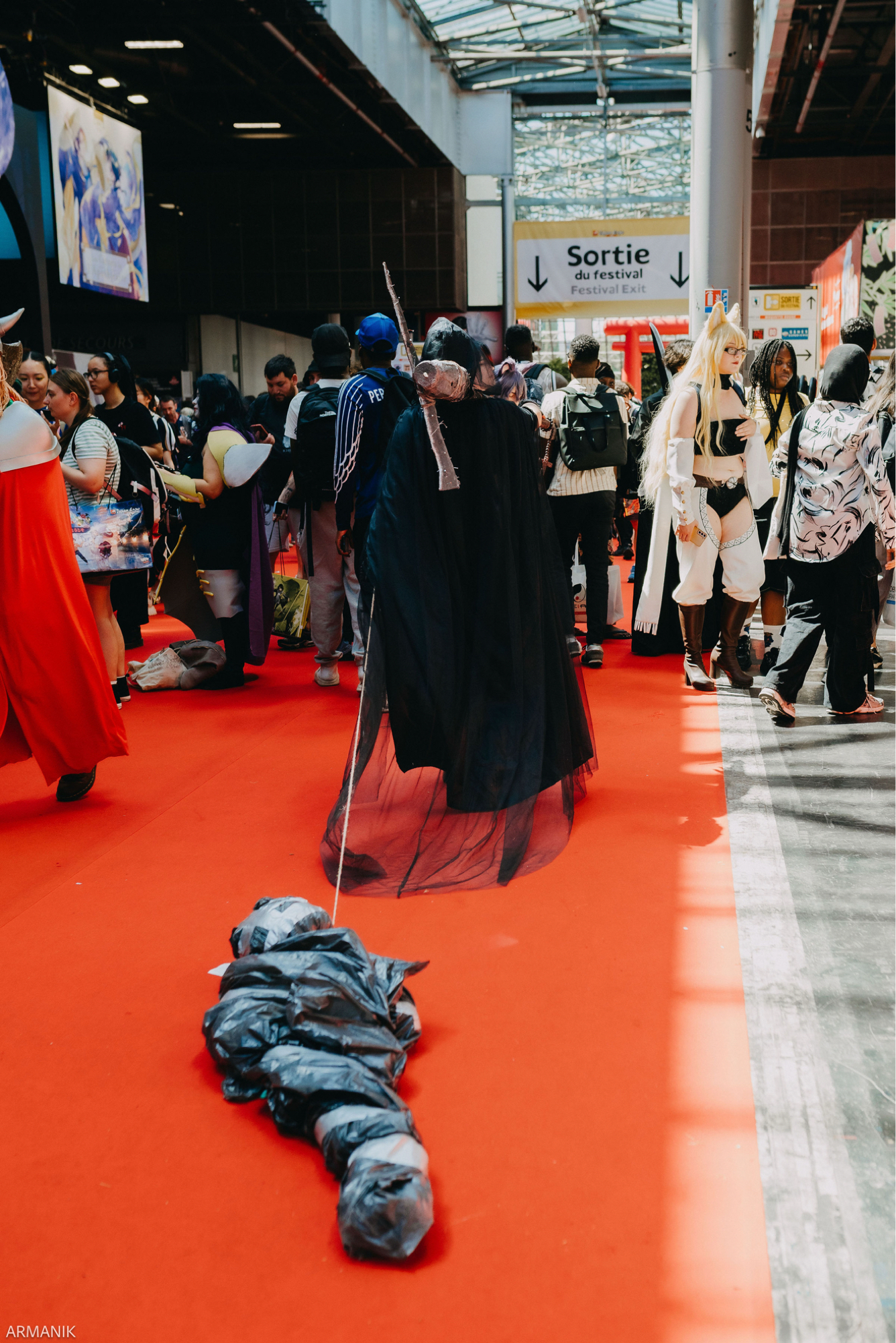 Marta outlast 2  - Photo 2