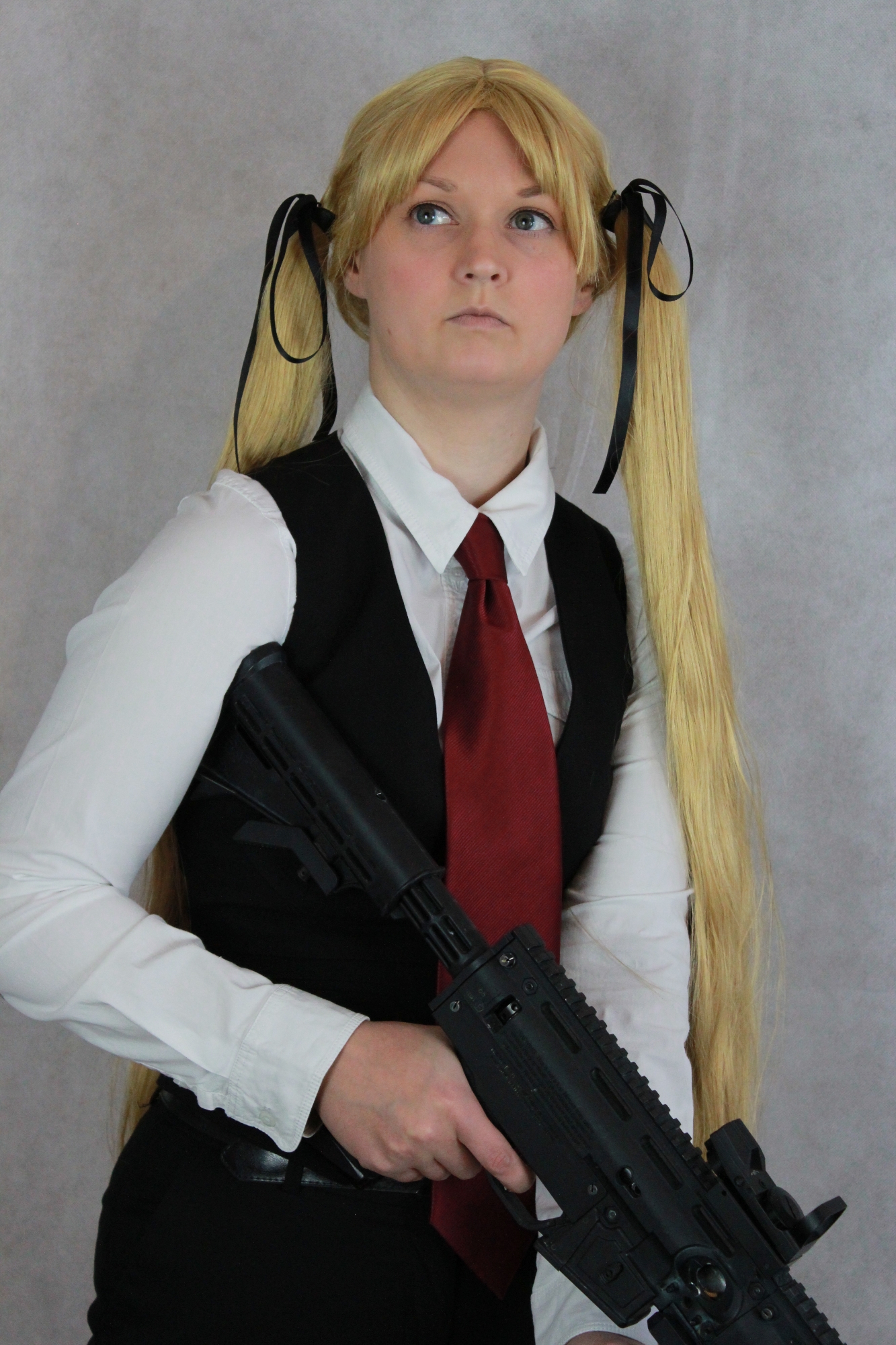 Triela (Guns. Girl) — photo 30