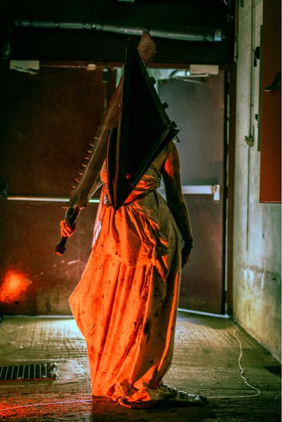 Redheart - Pyramid head 