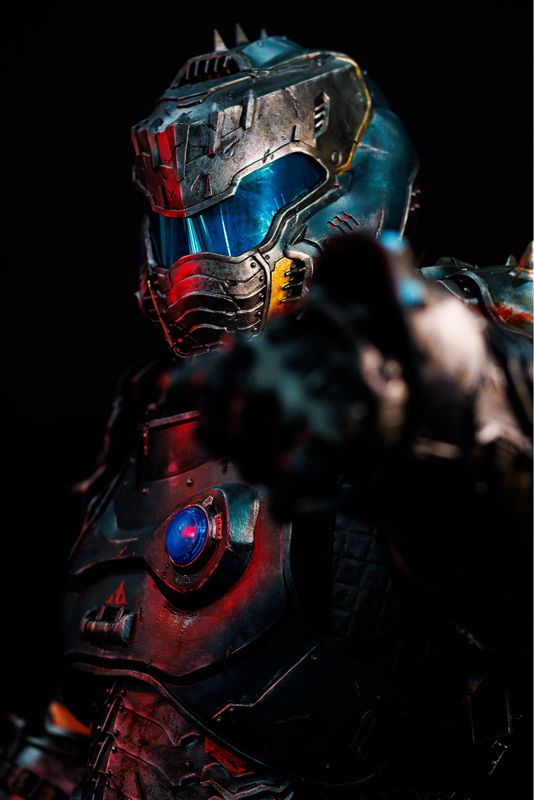 Sadae_cosplay – Doomslayer 
