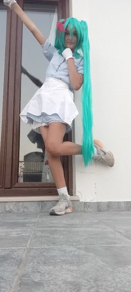 Love4cosplay - Mesmerizer Miku💙🍔⏱