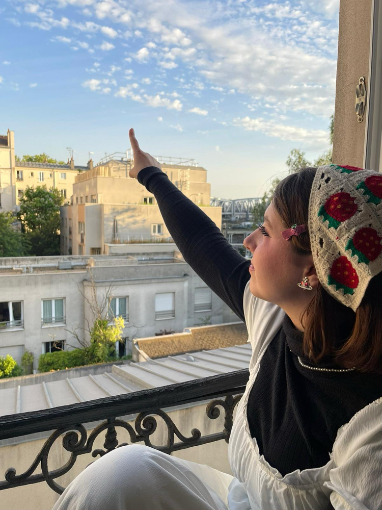 Hachi Komatsu - Photo 5