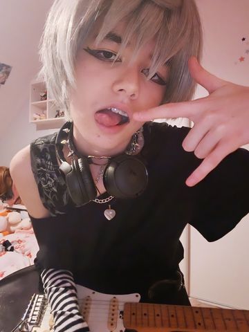 Till (Emo)🖤