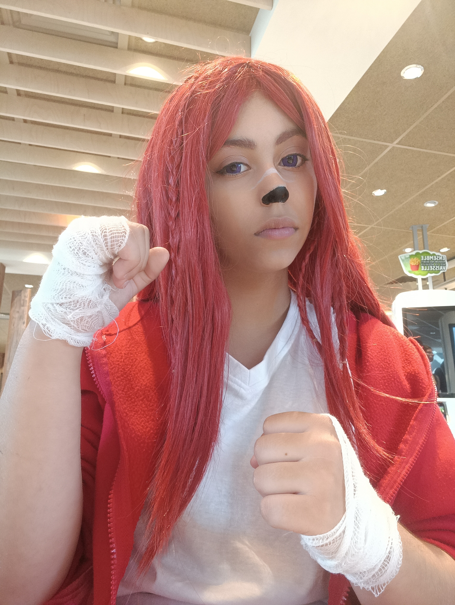 Knuckles - Photo 4