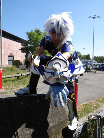 Ezreal porcelain arm