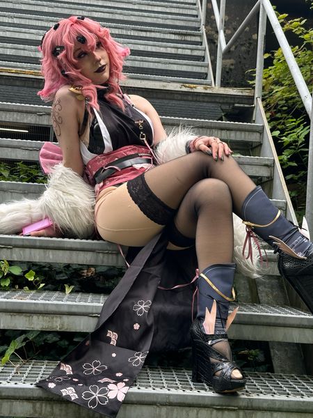 Oxyia - Yae Miko operator