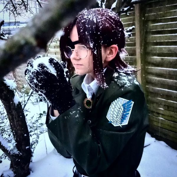 Louna.cosplay - Hange neige