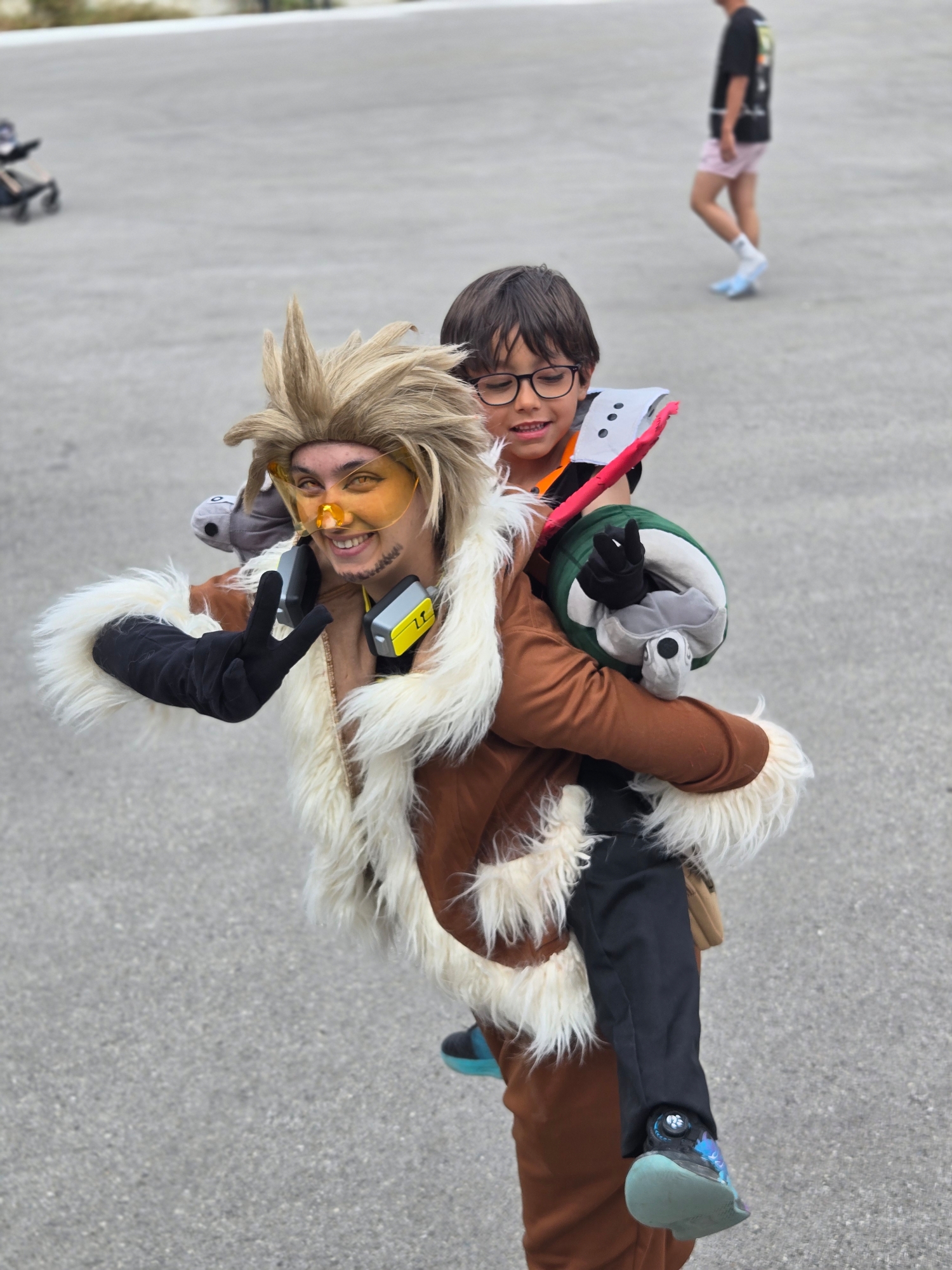 Hawks et mini bakugo — photo 21