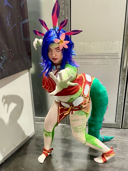 Hebi_scarlet - Neeko