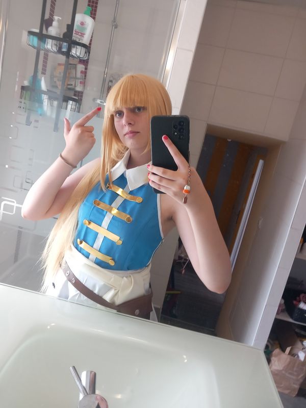 Ellie_2312 – Lucy 