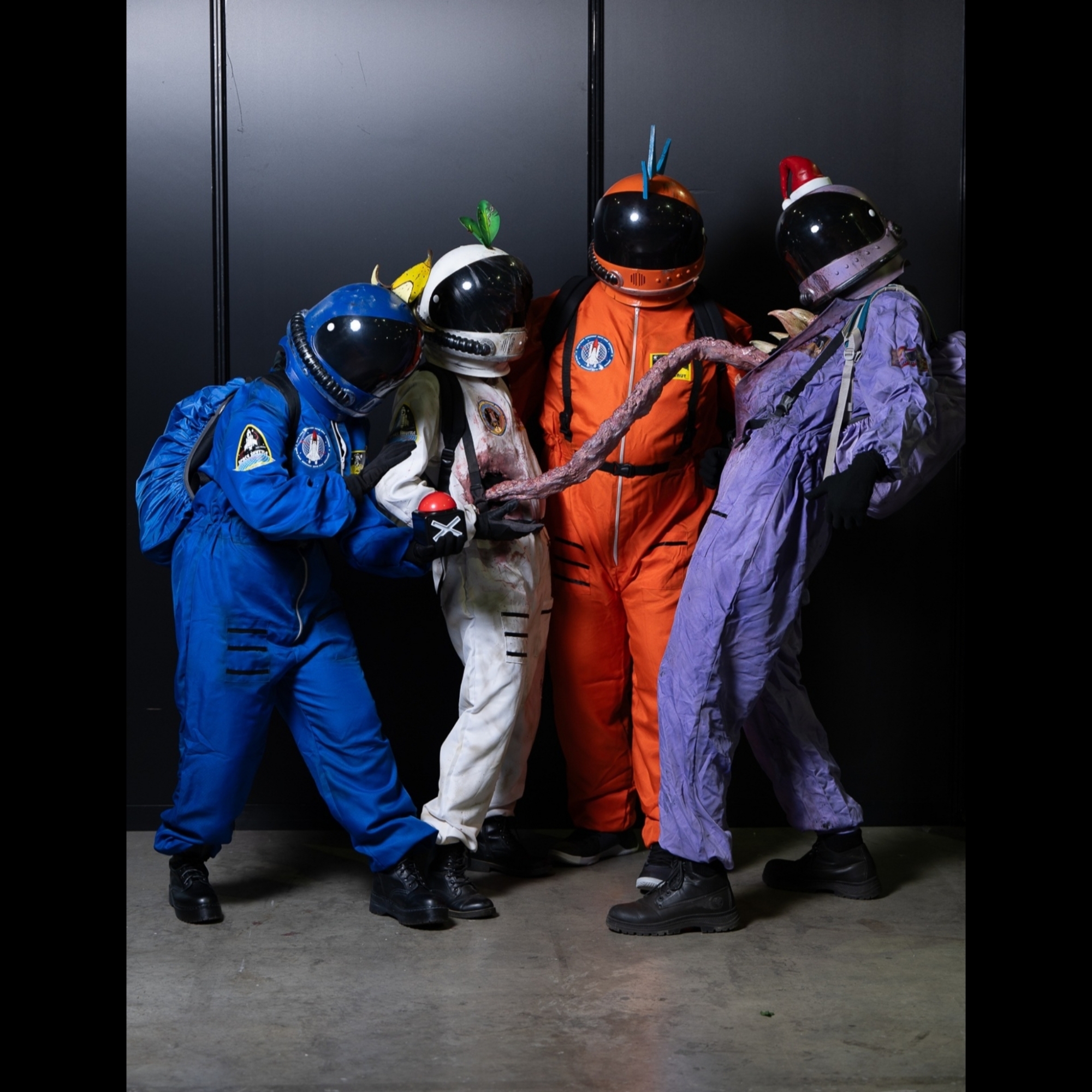 Among Us 🪐 - Photo 15