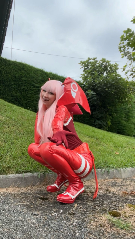 Zero Two - Photo 1
