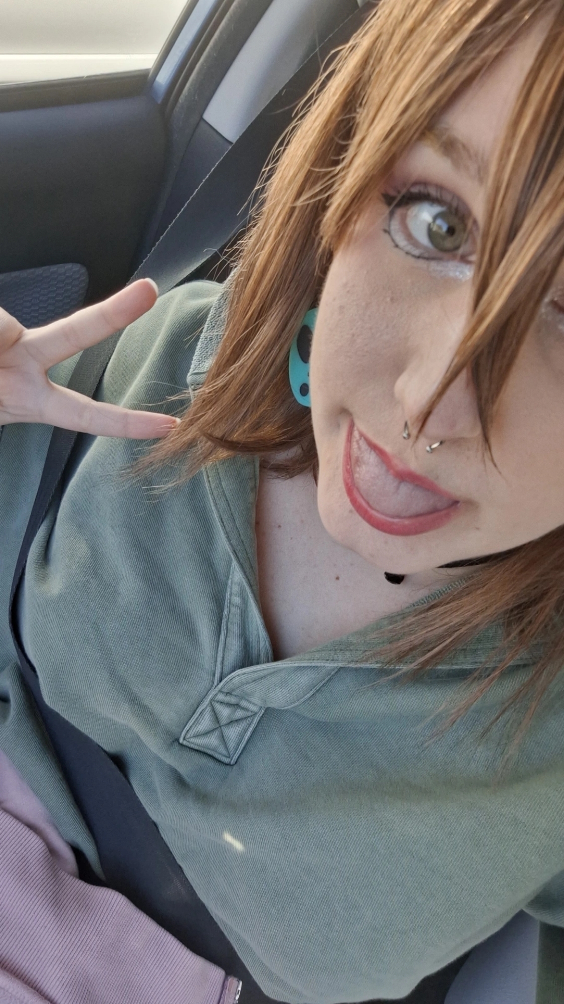 Momo Ayase - Photo 11