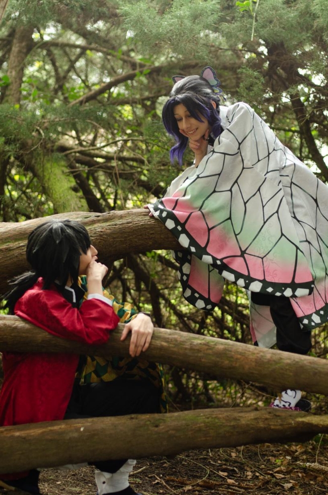 Shinobu & Tomioka - Photo 8