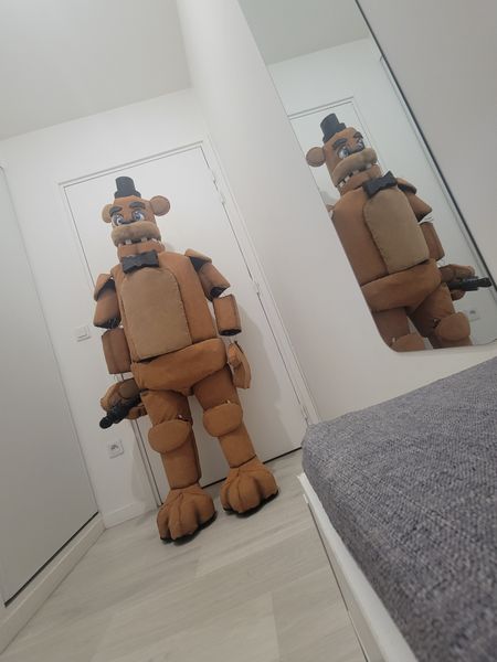 Tiffano_cos - Freddy 