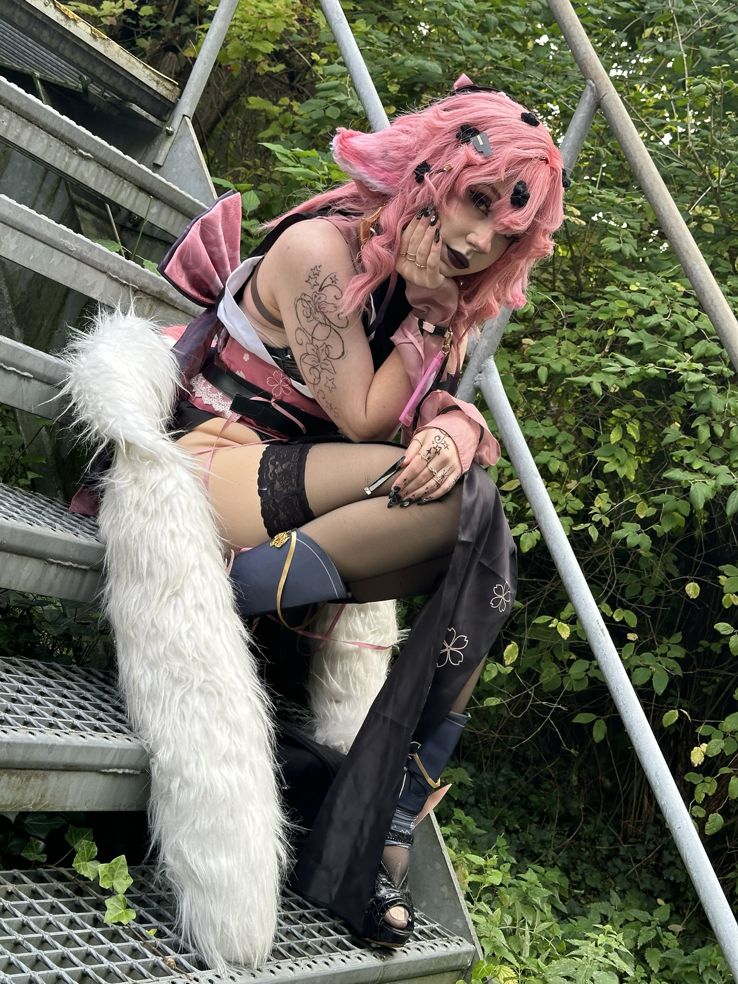 Yae Miko operator — photo 12