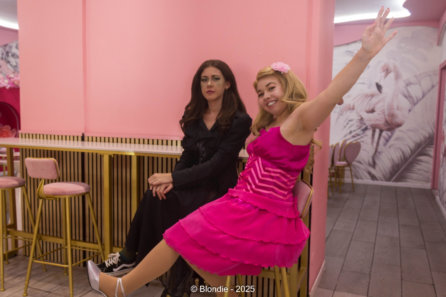 Elphaba & Glinda - Photo 8