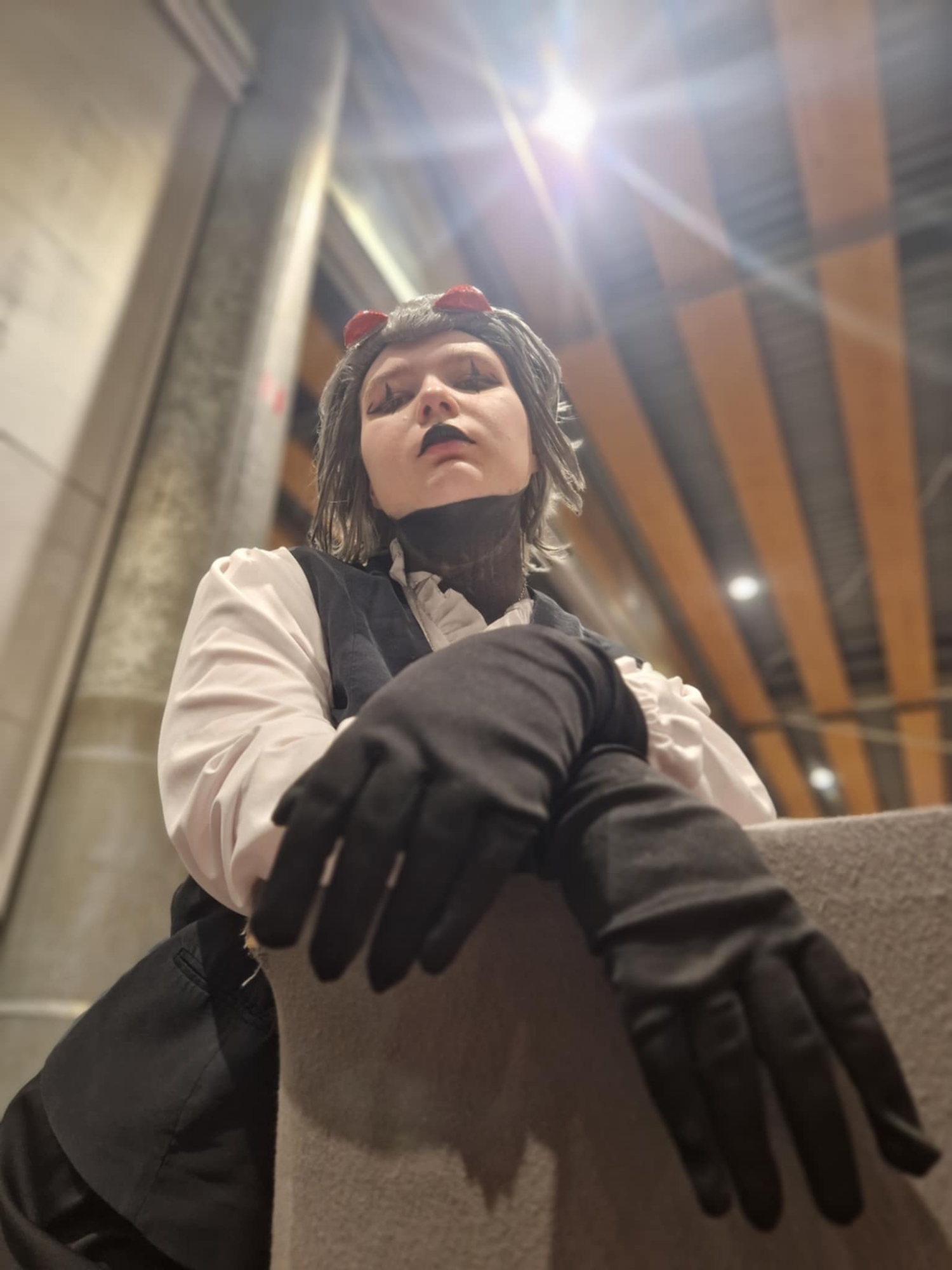 Stolas other outfit - Photo 13