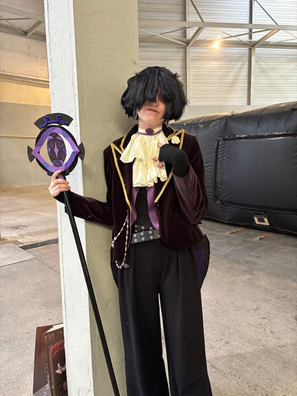 Goldenstar_cos – ✩black sapphire✩