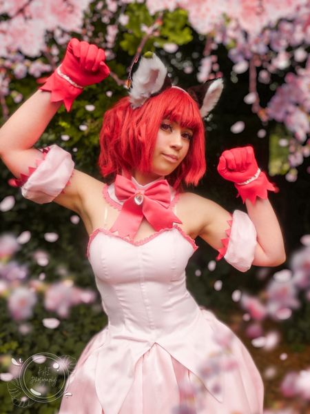 𝓁𝓊𝓂𝒶_𝒸𝑜𝓈𝓅𝓁𝒶𝓎 - Ichigo Momomiya 