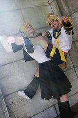 Rin&Len -Mia mar. 25 preview 3