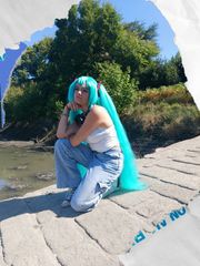 casual miku preview 3