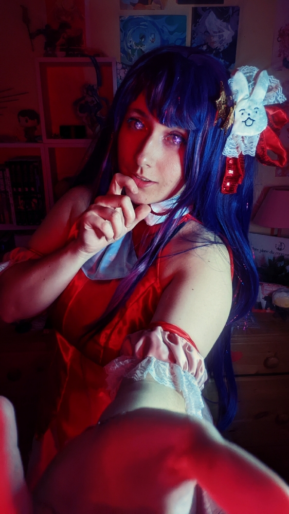 Ai Hoshino  - Photo 2